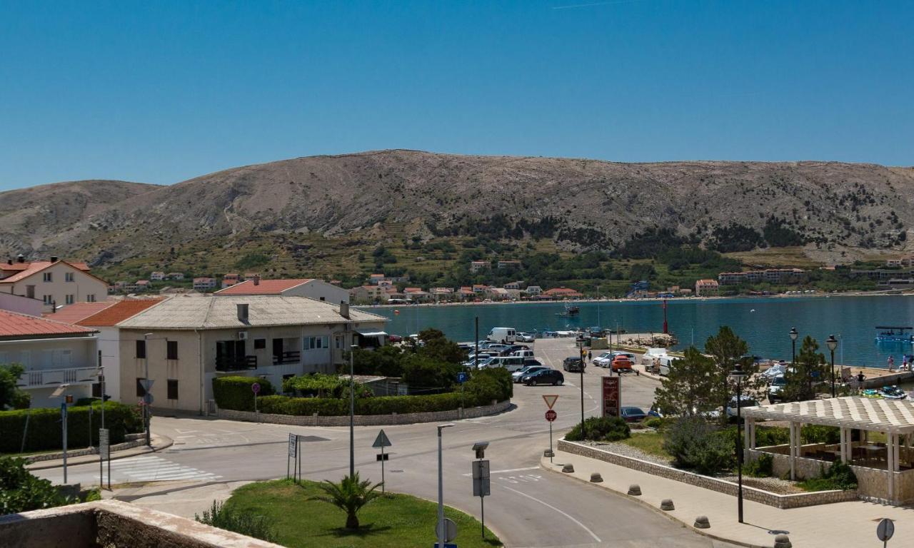 Bed And Breakfast Taverna Miskovic Pag Town Exterior photo